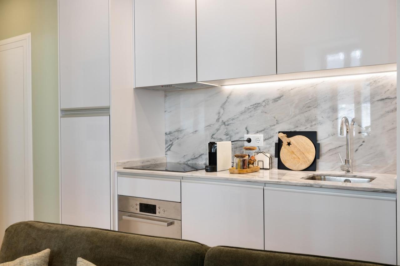 Away To Enjoy Apartment - Hapiness Has A Place Porto Eksteriør billede